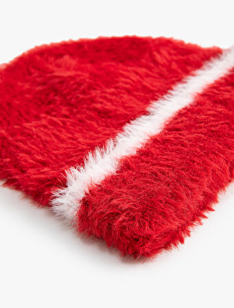 Peluş Bere Çizgi Detaylı