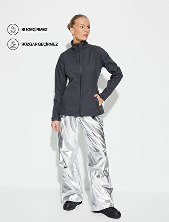 Outdoor Mont Dik Yaka Fermuarlı Cep Detaylı