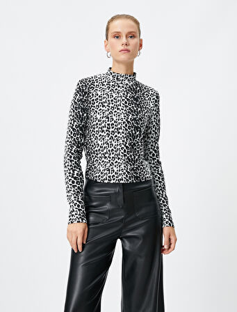 Uzun Kollu Tişört Yarım Balıkçı Yaka Leopar Desenli