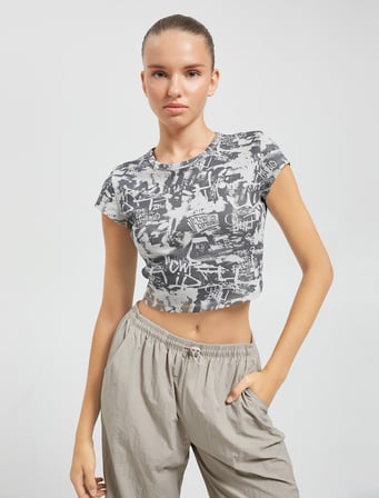 Crop Tişört Baskılı Slim Fit Bisiklet Yaka Kısa Kollu