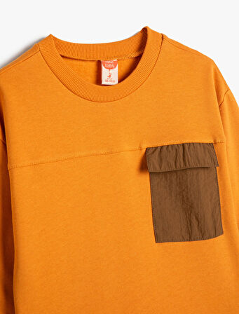 Sweatshirt Uzun Kollu Bisiklet Yaka Cep Detaylı Şardonlu Pamuklu 