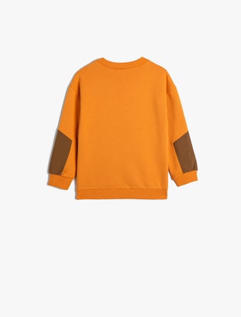 Sweatshirt Uzun Kollu Bisiklet Yaka Cep Detaylı Şardonlu Pamuklu 