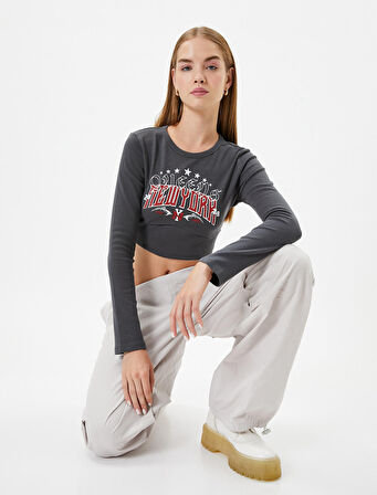 Uzun Kollu Crop Tişört Dar Kalıp Korse Detaylı Bisiklet Yaka Baskılı Pamuklu