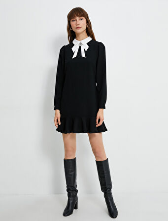 Mini Fırfırlı Elbise Fular Yaka Broş Detaylı Balon Kollu