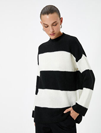 Örgü Kazak Düşük Omuzlu Hafif Dik Yaka 