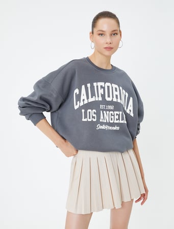 Kolej Sweatshirt Şardonlu Rahat Kalıp Uzun Baskılı