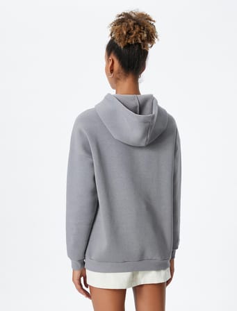 Kapüşonlu Sweatshirt Slogan Baskılı Rahat Kesim Uzun Kollu