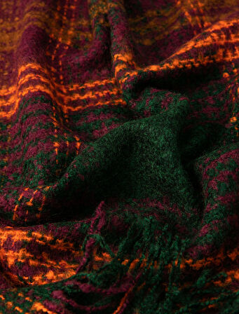 Atkı Püsküllü Yumuşak Dokulu