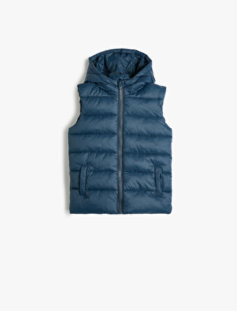 Basic Kapşonlu Mevsimlik Yelek Cep Detaylı