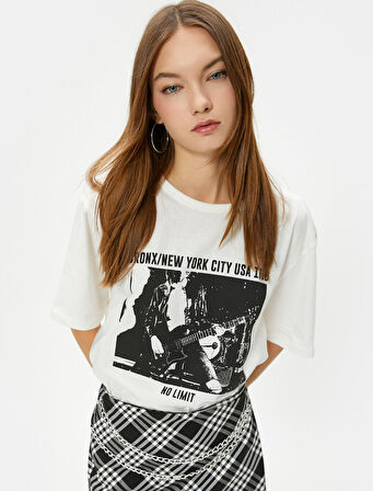 Baskılı Tişört Müzik Temalı Rahat Kalıp Pamuklu Kısa Kollu Bisiklet Yaka