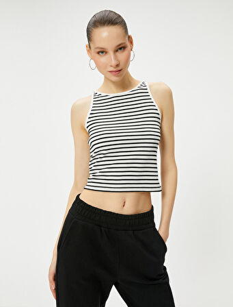 Kısa Atlet Bisiklet Yaka Viskoz Karışımlı