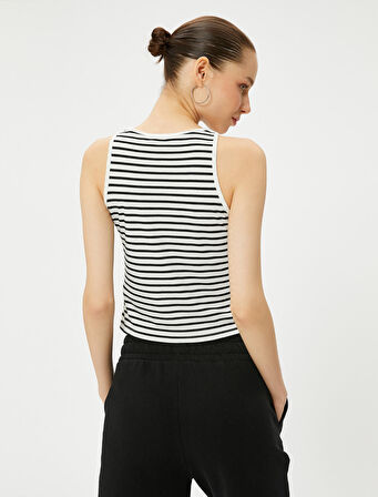 Kısa Atlet Bisiklet Yaka Viskoz Karışımlı