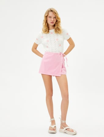 Çiçekli Örgü Kazak Ajurlu Kısa Kollu Bisiklet Yaka Slim Fit