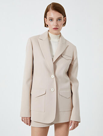 Blazer Ceket Düğmeli Ters Yaka Kapaklı Cep Detaylı