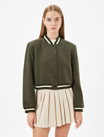 Kolej Ceket Slim Fit Crop Yuvarlak Yaka Çıtçıt Düğme Kapamalı