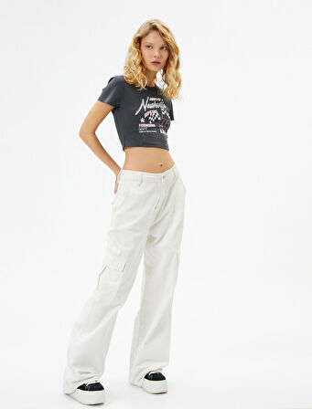 Crop Tişört Slim Fit Kısa Kollu Bisiklet Yaka Pamuklu Baskılı