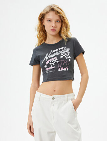Crop Tişört Slim Fit Kısa Kollu Bisiklet Yaka Pamuklu Baskılı