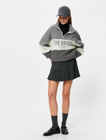 Peluş Sweatshirt Yarım Fermuarlı Dik Yaka Renk Bloklu
