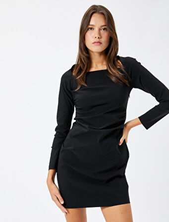 Mini Elbise Kare Yaka Uzun Kollu