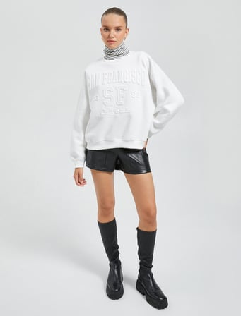 Bisiklet Yaka Sweatshirt Relax Fit İşleme Detaylı