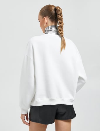 Bisiklet Yaka Sweatshirt Relax Fit İşleme Detaylı