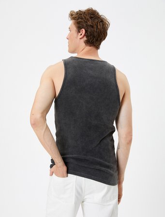 Yıkamalı Atlet Bisiklet Yaka Slim Fit Kolsuz