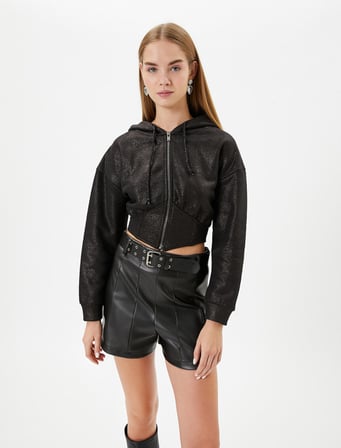 Parlak Kapşonlu Fermuarlı Crop Sweatshirt Korse Detaylı 