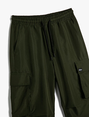 Kargo Cepli Pantolon Jogger Beli Bağcıklı Etiket Detaylı