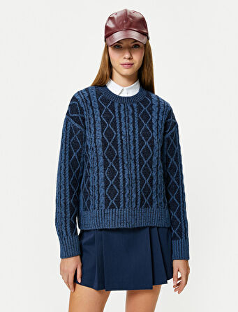 Triko Kazak Saç Örgü Detaylı Uzun Kollu Bisiklet Yaka