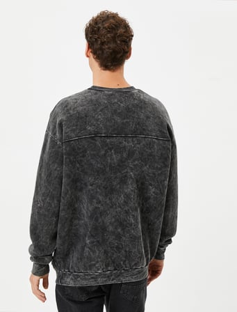 Tazmanya Canavarı Yıkamalı Oversize Sweat Lisanslı Baskılı