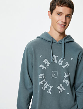 Kapşonlu Sweatshirt Slogan Baskılı Uzun Kollu