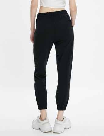 Basic Jogger Eşofman Altı  Beli Bağlamalı Cepli