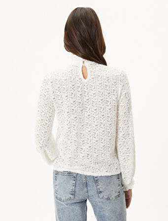 Dantelli Bluz Dik Yaka Gipeli Fırfırlı 