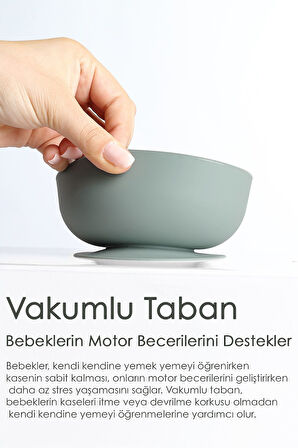 4'lü Silikon Bebek Beslenme Seti- Vakumlu Kase - Mama Önlüğü - Kulplu Bardak - Kaşıyıcı Kaşık -Yeşil
