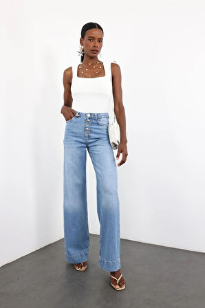 Beyaz Kare Yaka Bodysuit 17005