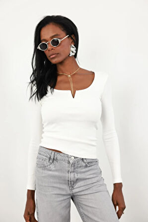 Ekru Yakası V Detaylı Uzun Kollu Tişört 2260