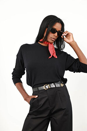 Siyah Bisiklet Yaka Lyocell İplik Triko 