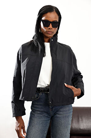 Siyah Dik Yaka Bomber Yağmurluk 1225