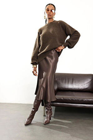 Kahverengi Saten Volanlı Etek 17000