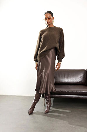 Kahverengi Saten Volanlı Etek 17000