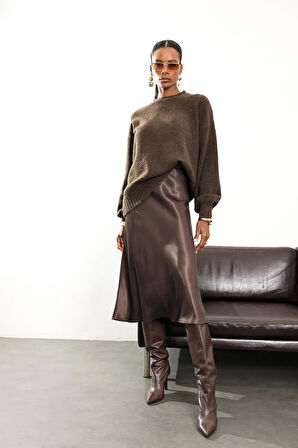 Kahverengi Saten Volanlı Etek 17000