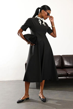 Siyah Kısa Kollu Godeli Tok Elbise 05174