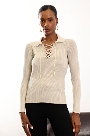 Bej Önü Bağlamalı Polo Yaka Triko 