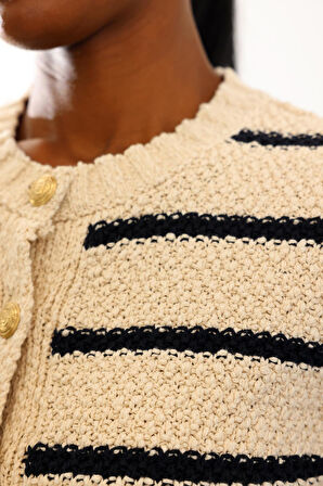 Bej Çizgili Gold Düğmeli Kısa Kol Hırka 