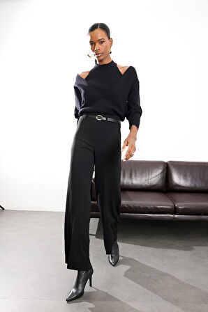 Siyah Atlet Detaylı Triko Set 251295