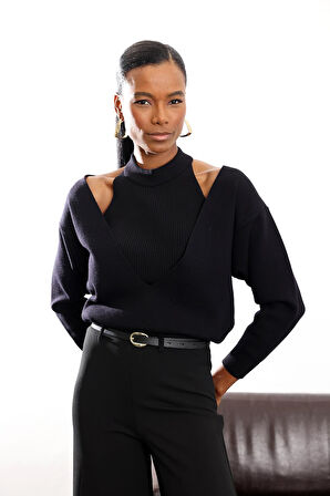 Siyah Atlet Detaylı Triko Set 251295