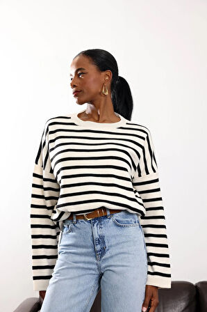 Ekru Çizgili Kazak 231100