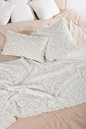 Jakarlı Yatak Runner Set Motif Ekru