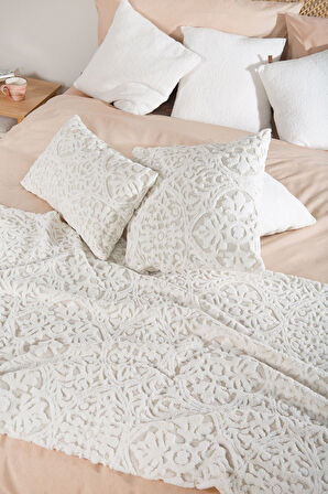 Jakarlı Yatak Runner Set Motif Ekru