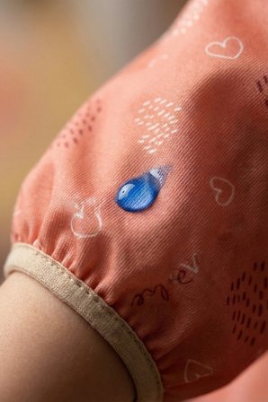 Sıvı Geçirmez Lastikli Bebek Mama Beslenme Kolluğu Seti Çocuk Aktivite Etkinlik Kol Kılıfı Love